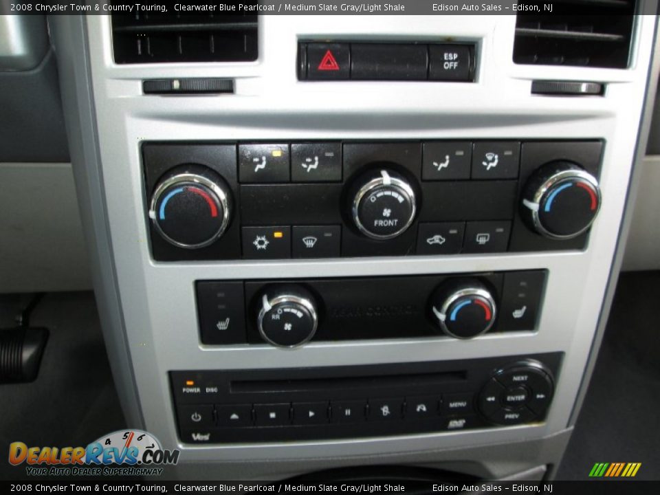 2008 Chrysler Town & Country Touring Clearwater Blue Pearlcoat / Medium Slate Gray/Light Shale Photo #25