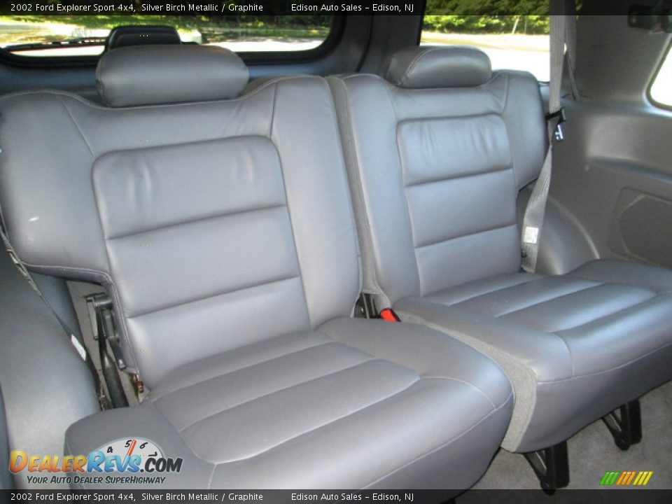 2002 Ford Explorer Sport 4x4 Silver Birch Metallic / Graphite Photo #17
