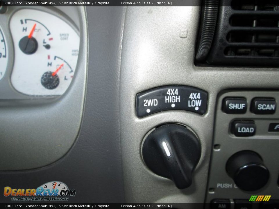 Controls of 2002 Ford Explorer Sport 4x4 Photo #19