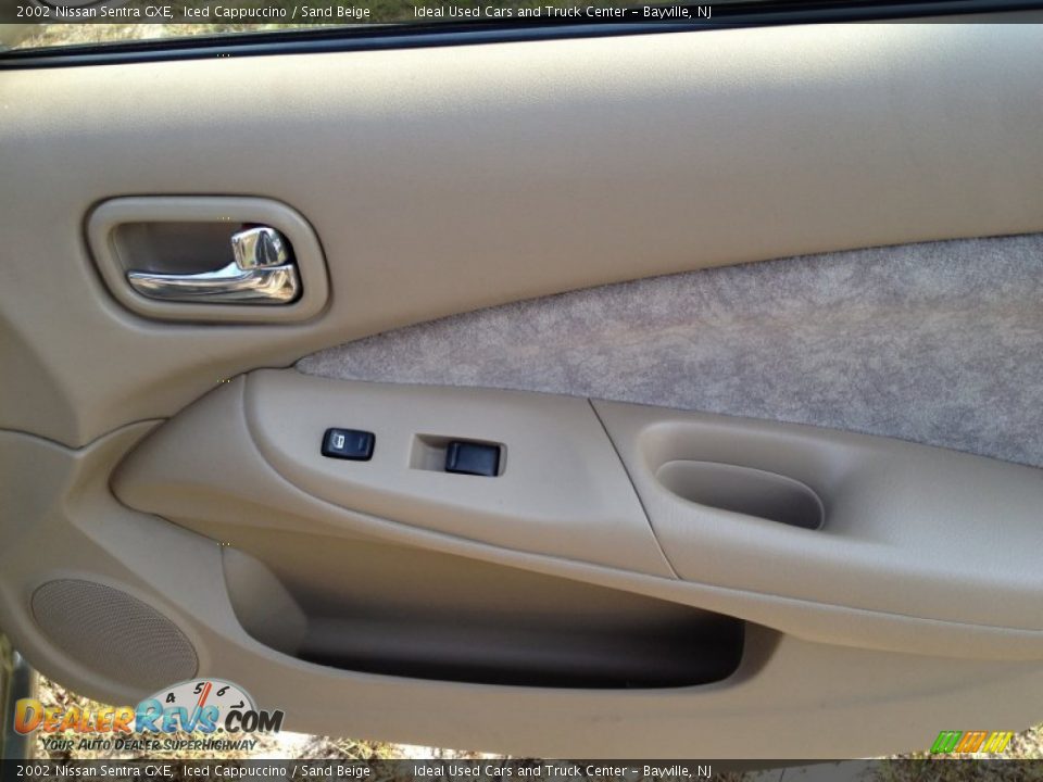 2002 Nissan Sentra GXE Iced Cappuccino / Sand Beige Photo #7