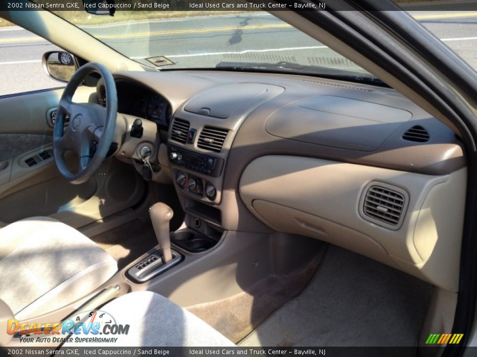 2002 Nissan Sentra GXE Iced Cappuccino / Sand Beige Photo #8