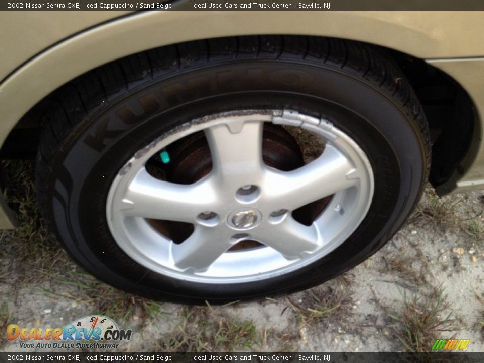 2002 Nissan Sentra GXE Iced Cappuccino / Sand Beige Photo #15