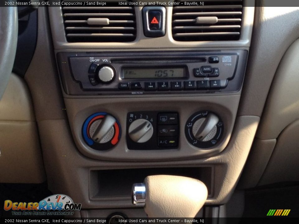 2002 Nissan Sentra GXE Iced Cappuccino / Sand Beige Photo #23