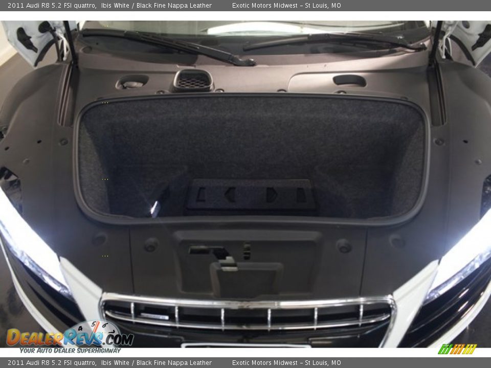 2011 Audi R8 5.2 FSI quattro Trunk Photo #10