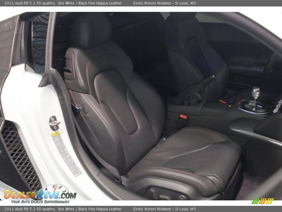 Front Seat of 2011 Audi R8 5.2 FSI quattro Photo #30