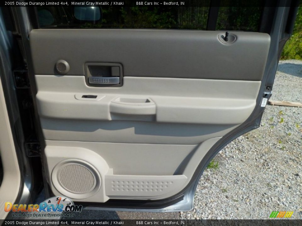 2005 Dodge Durango Limited 4x4 Mineral Gray Metallic / Khaki Photo #15