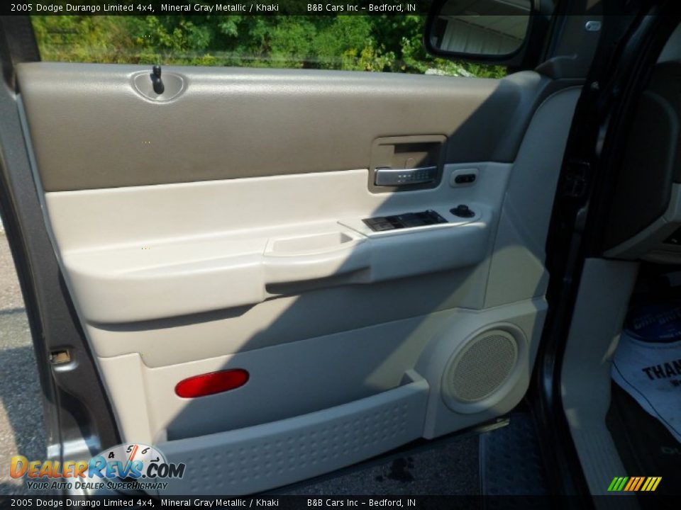 2005 Dodge Durango Limited 4x4 Mineral Gray Metallic / Khaki Photo #28