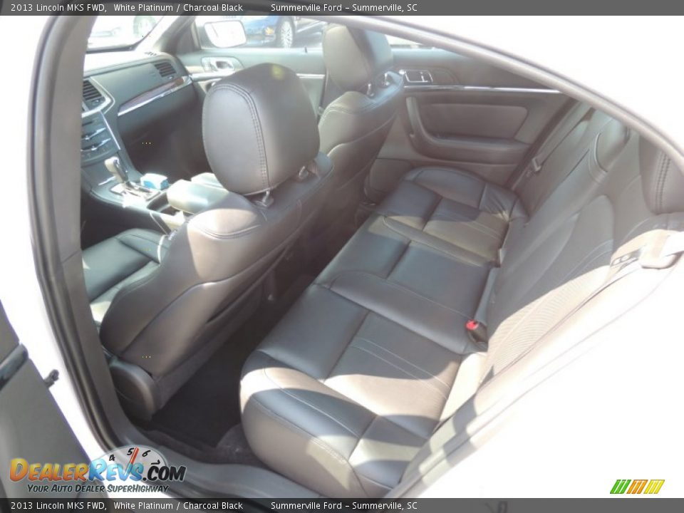 2013 Lincoln MKS FWD White Platinum / Charcoal Black Photo #7