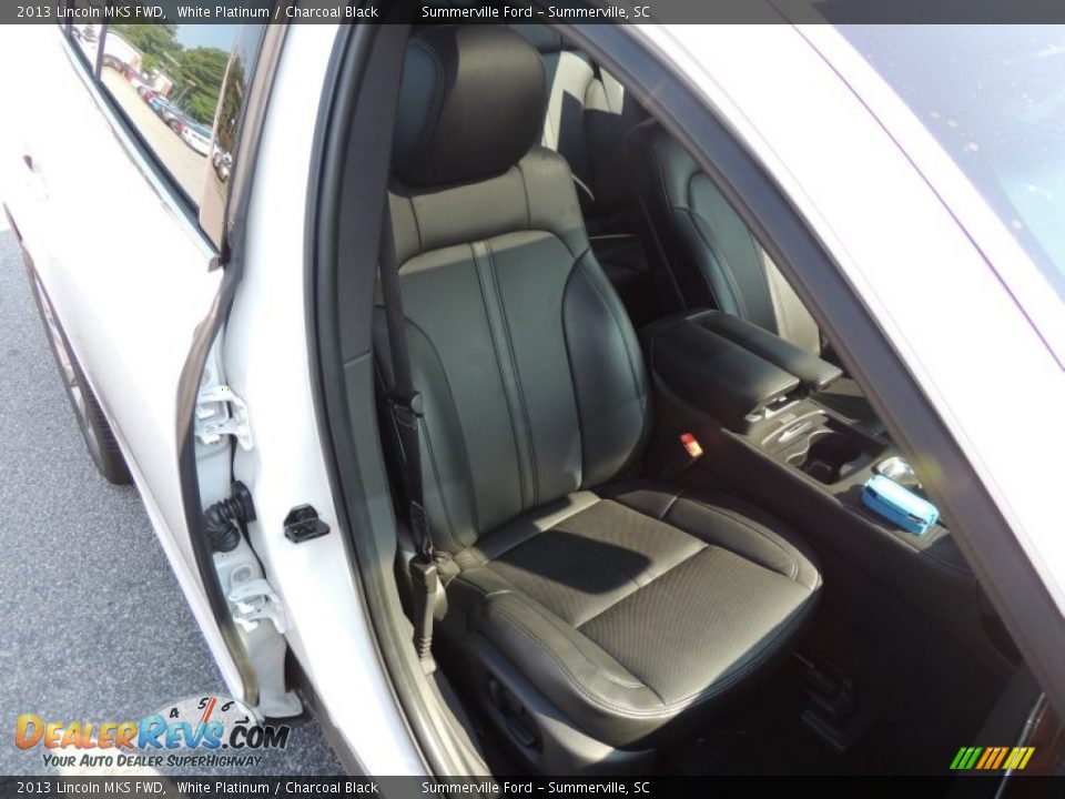 2013 Lincoln MKS FWD White Platinum / Charcoal Black Photo #9