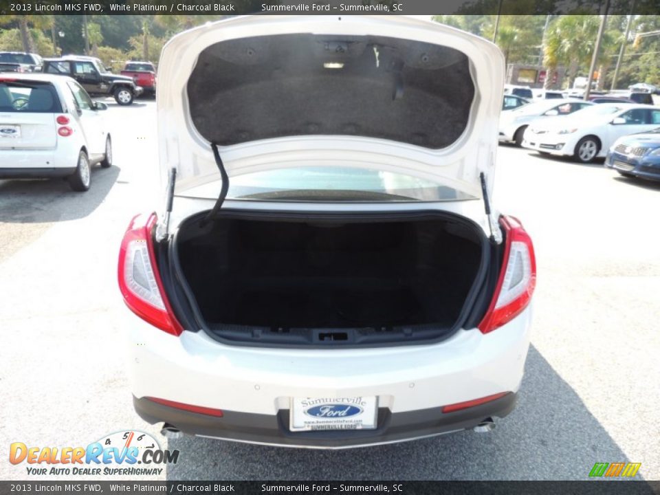 2013 Lincoln MKS FWD White Platinum / Charcoal Black Photo #14