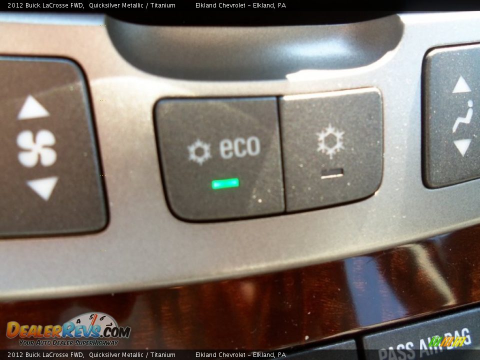 2012 Buick LaCrosse FWD Quicksilver Metallic / Titanium Photo #19
