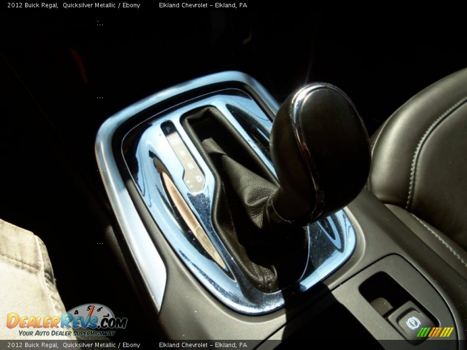 2012 Buick Regal Quicksilver Metallic / Ebony Photo #28