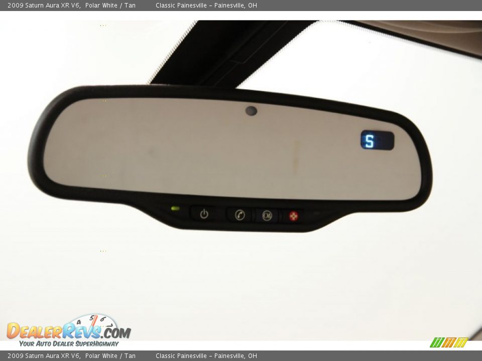 2009 Saturn Aura XR V6 Polar White / Tan Photo #8