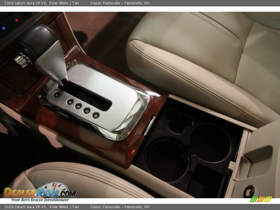 2009 Saturn Aura XR V6 Polar White / Tan Photo #11