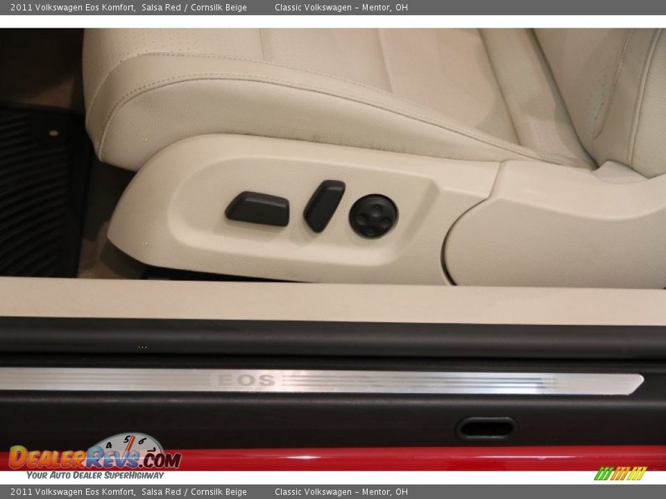 2011 Volkswagen Eos Komfort Salsa Red / Cornsilk Beige Photo #6