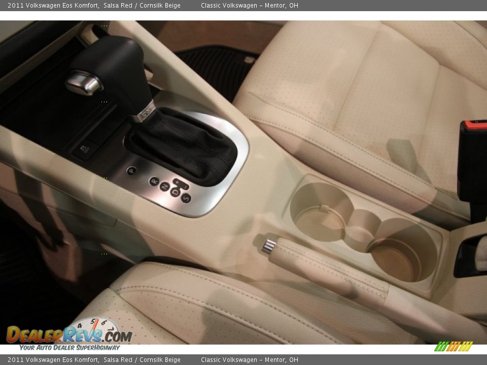 2011 Volkswagen Eos Komfort Salsa Red / Cornsilk Beige Photo #21