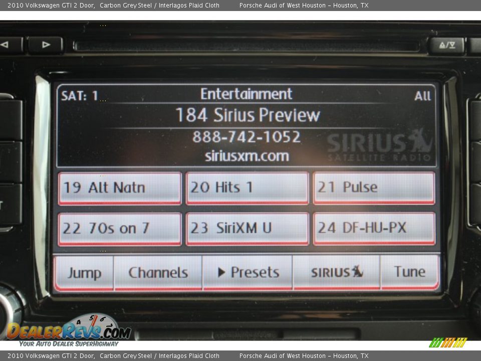 2010 Volkswagen GTI 2 Door Carbon Grey Steel / Interlagos Plaid Cloth Photo #23