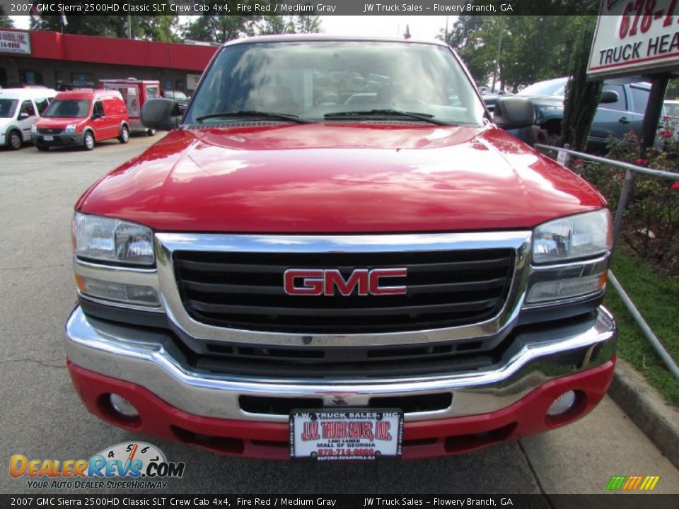 2007 GMC Sierra 2500HD Classic SLT Crew Cab 4x4 Fire Red / Medium Gray Photo #13