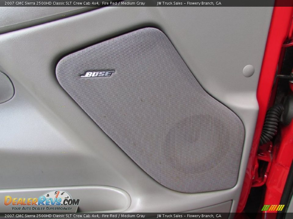 2007 GMC Sierra 2500HD Classic SLT Crew Cab 4x4 Fire Red / Medium Gray Photo #22