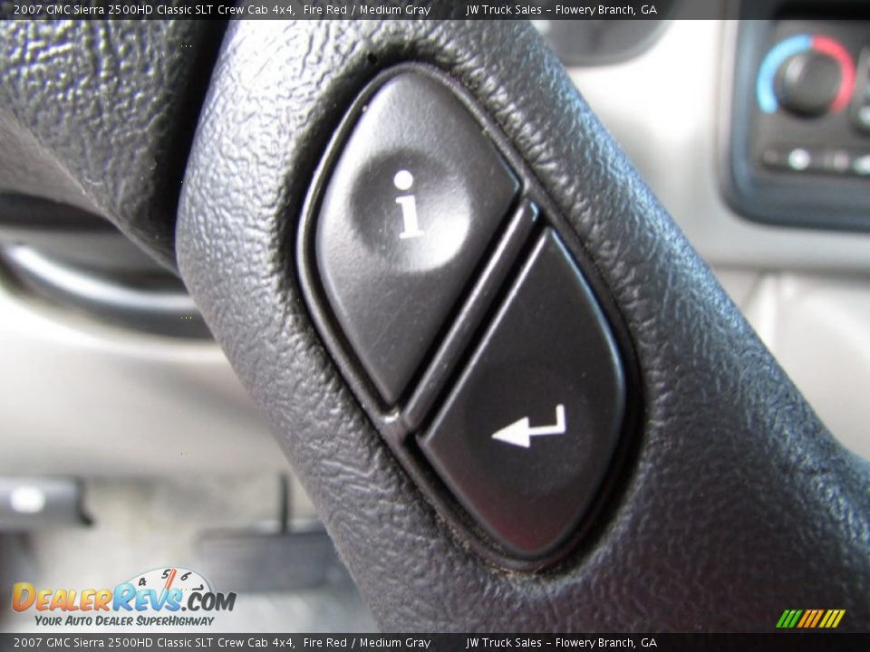 2007 GMC Sierra 2500HD Classic SLT Crew Cab 4x4 Fire Red / Medium Gray Photo #29