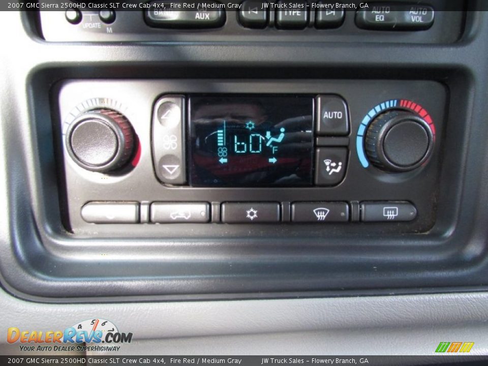 2007 GMC Sierra 2500HD Classic SLT Crew Cab 4x4 Fire Red / Medium Gray Photo #35