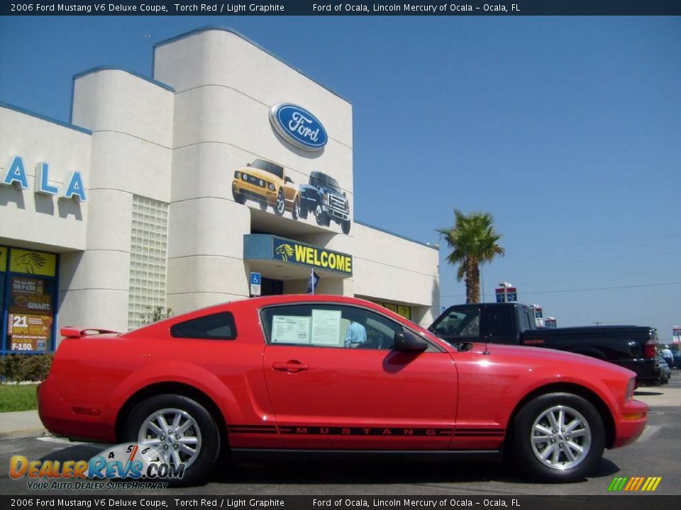 2006 Ford Mustang V6 Deluxe Coupe Torch Red / Light Graphite Photo #2