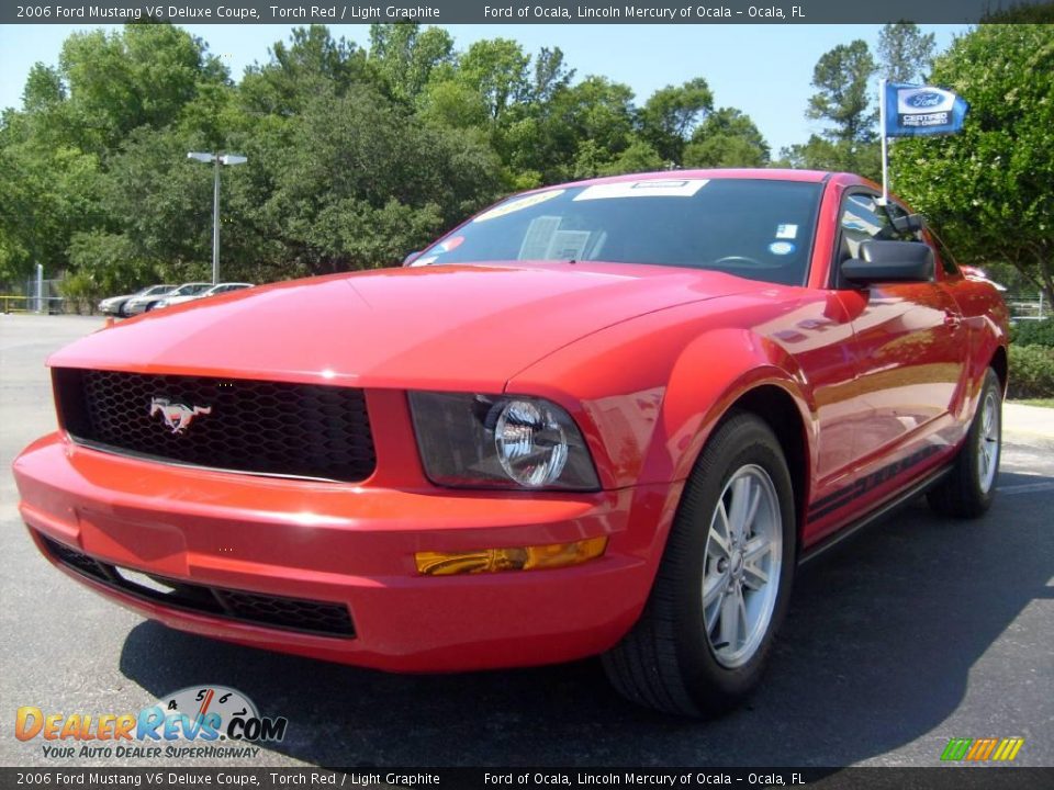2006 Ford Mustang V6 Deluxe Coupe Torch Red / Light Graphite Photo #7