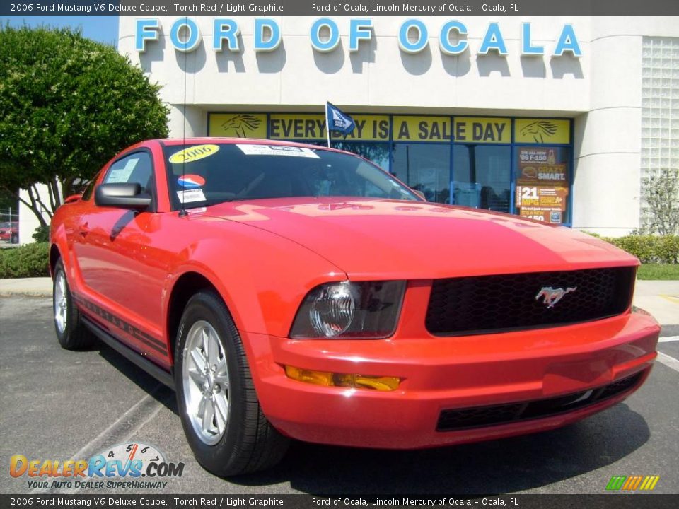 2006 Ford Mustang V6 Deluxe Coupe Torch Red / Light Graphite Photo #9