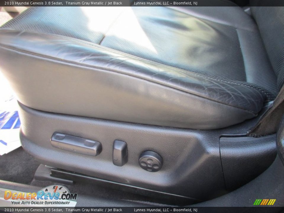 2010 Hyundai Genesis 3.8 Sedan Titanium Gray Metallic / Jet Black Photo #9