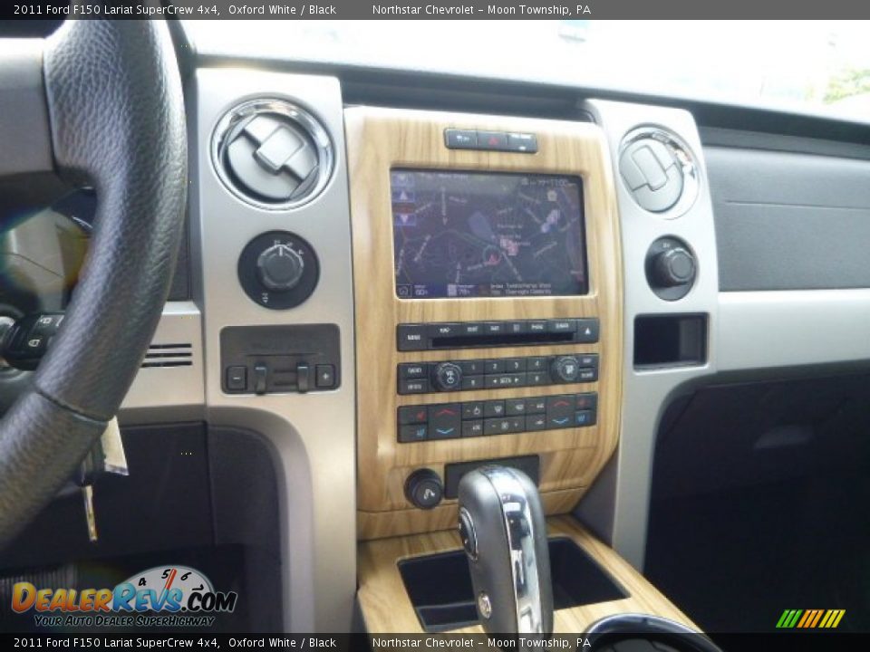 2011 Ford F150 Lariat SuperCrew 4x4 Oxford White / Black Photo #17