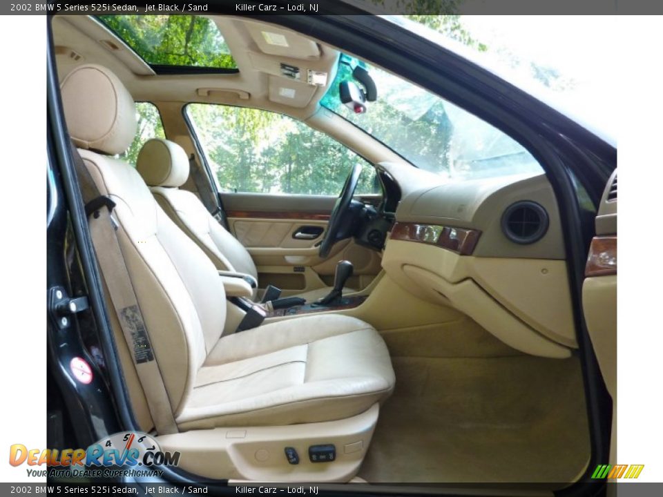 2002 BMW 5 Series 525i Sedan Jet Black / Sand Photo #23