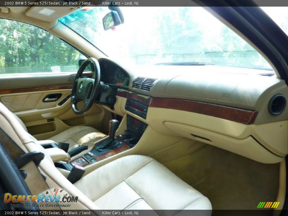 2002 BMW 5 Series 525i Sedan Jet Black / Sand Photo #24