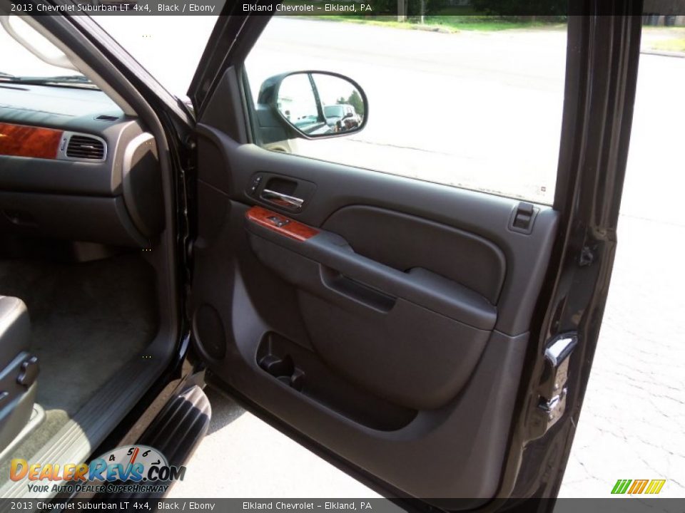 2013 Chevrolet Suburban LT 4x4 Black / Ebony Photo #16