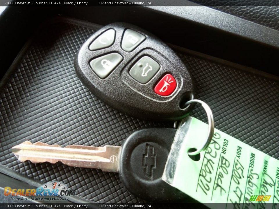 2013 Chevrolet Suburban LT 4x4 Black / Ebony Photo #32