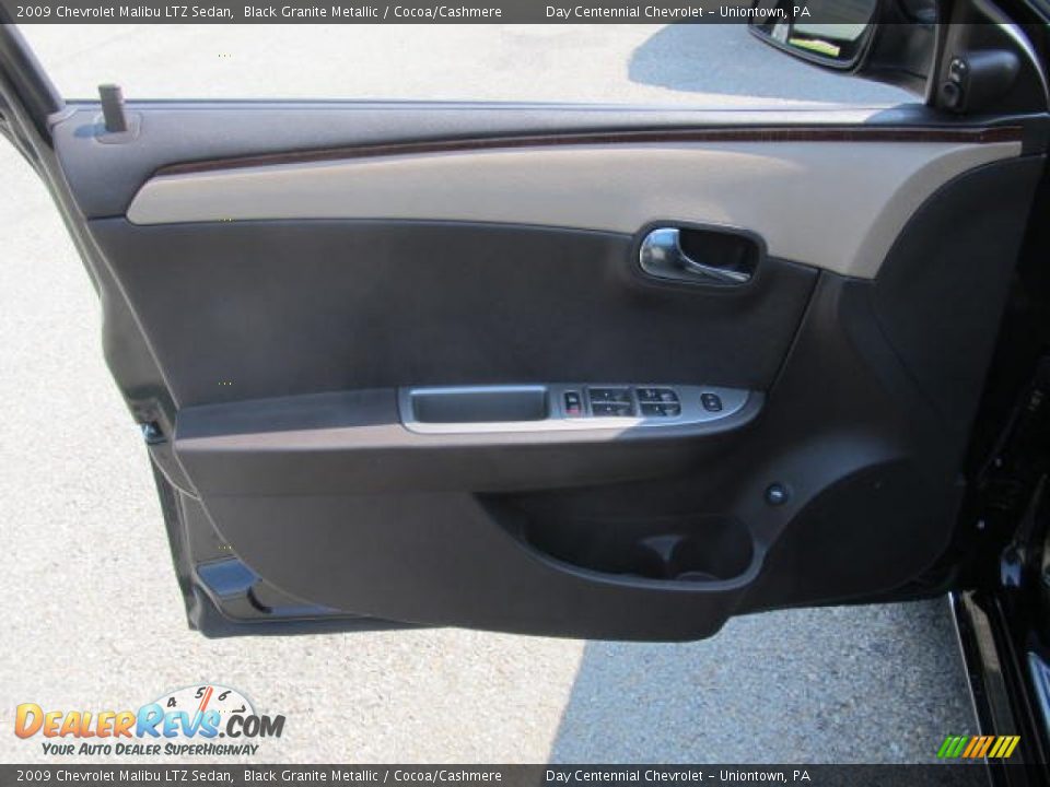 2009 Chevrolet Malibu LTZ Sedan Black Granite Metallic / Cocoa/Cashmere Photo #11
