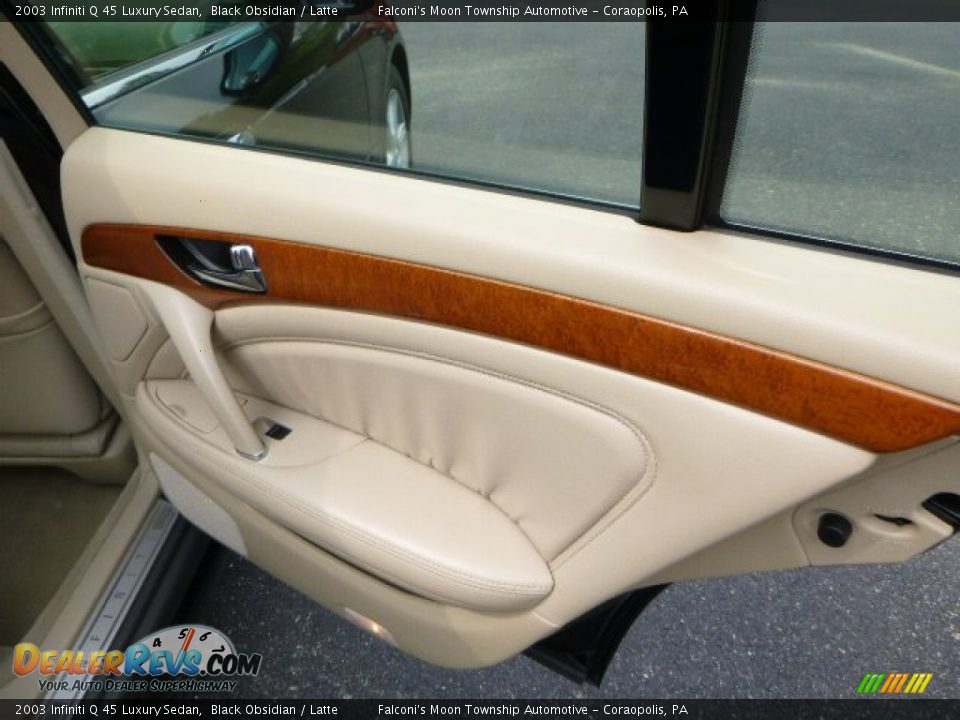 2003 Infiniti Q 45 Luxury Sedan Black Obsidian / Latte Photo #15