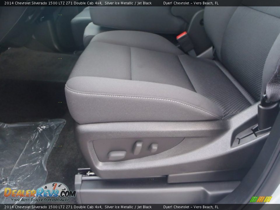 2014 Chevrolet Silverado 1500 LTZ Z71 Double Cab 4x4 Silver Ice Metallic / Jet Black Photo #15