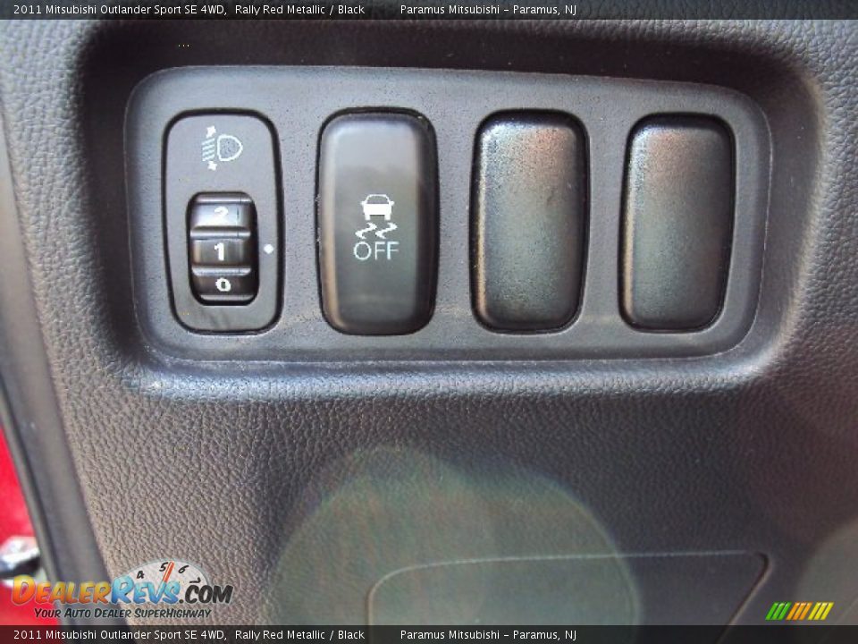2011 Mitsubishi Outlander Sport SE 4WD Rally Red Metallic / Black Photo #15