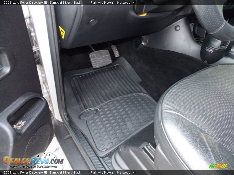 2003 Land Rover Discovery SE Zambezi Silver / Black Photo #14