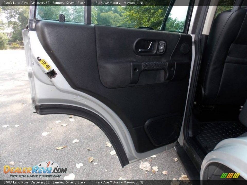 2003 Land Rover Discovery SE Zambezi Silver / Black Photo #17
