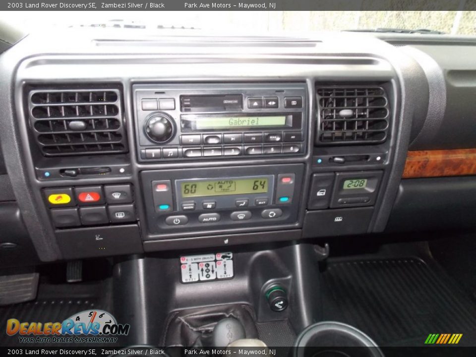 2003 Land Rover Discovery SE Zambezi Silver / Black Photo #36