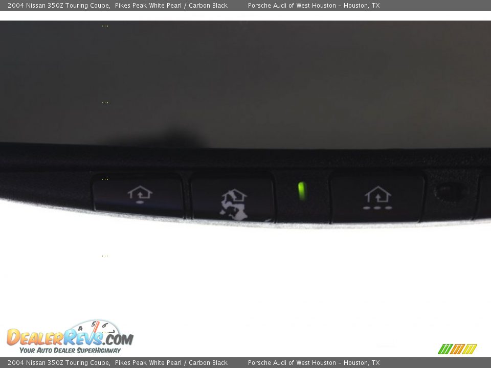 2004 Nissan 350Z Touring Coupe Pikes Peak White Pearl / Carbon Black Photo #18