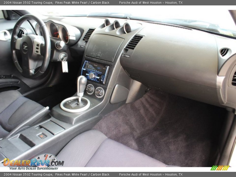 2004 Nissan 350Z Touring Coupe Pikes Peak White Pearl / Carbon Black Photo #28
