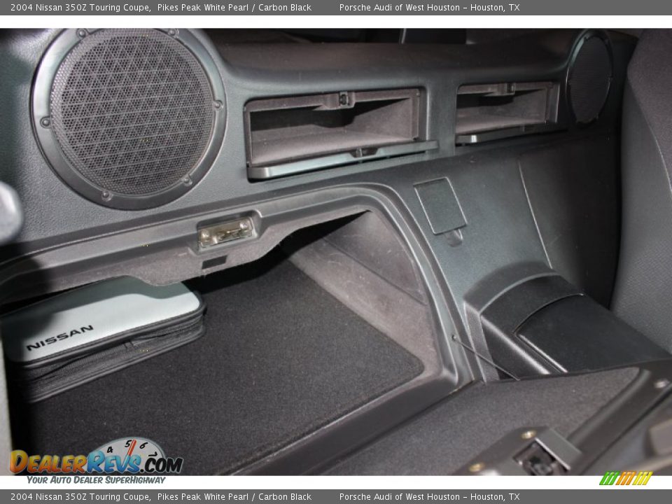 2004 Nissan 350Z Touring Coupe Pikes Peak White Pearl / Carbon Black Photo #30