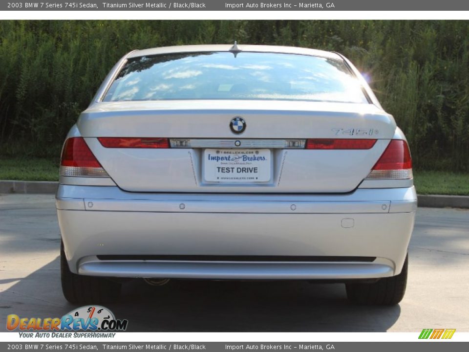 2003 BMW 7 Series 745i Sedan Titanium Silver Metallic / Black/Black Photo #11