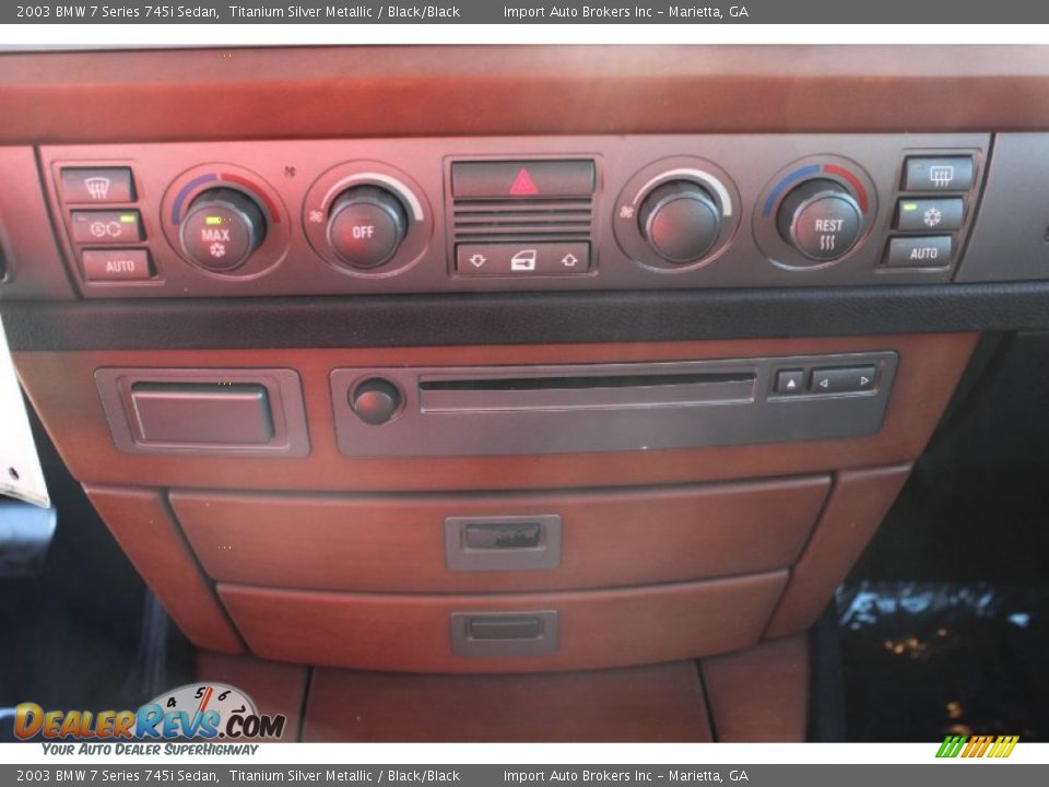 2003 BMW 7 Series 745i Sedan Titanium Silver Metallic / Black/Black Photo #33