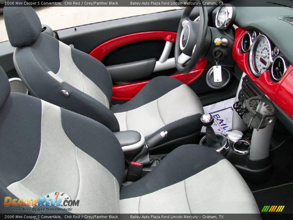 2006 Mini Cooper S Convertible Chili Red / Grey/Panther Black Photo #6