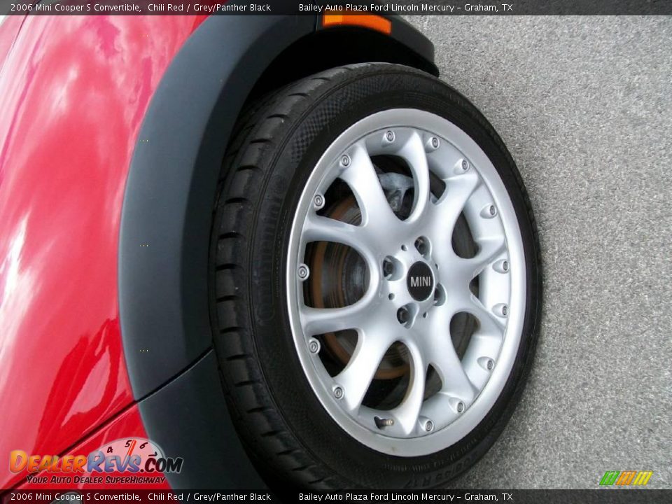 2006 Mini Cooper S Convertible Chili Red / Grey/Panther Black Photo #7