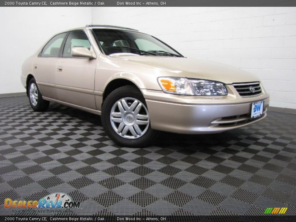 2000 Toyota Camry CE Cashmere Beige Metallic / Oak Photo #1