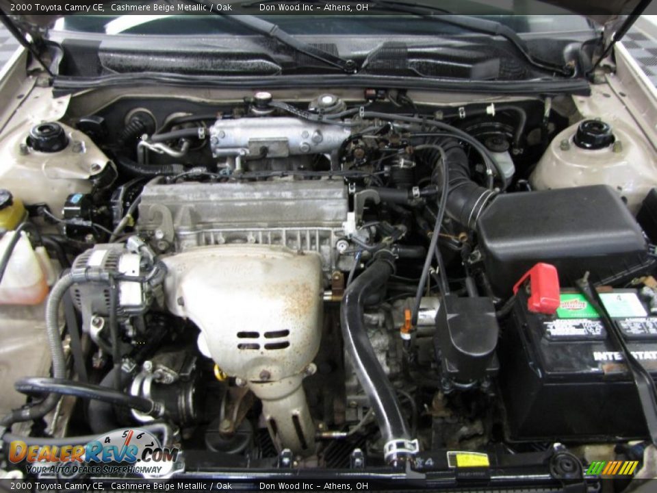2000 Toyota Camry CE Cashmere Beige Metallic / Oak Photo #5